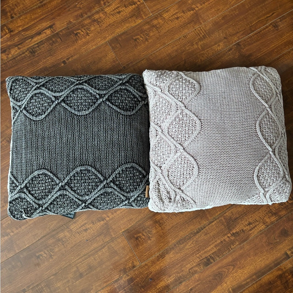 UGG boulder pillows 50x50cm 2 charcoal only